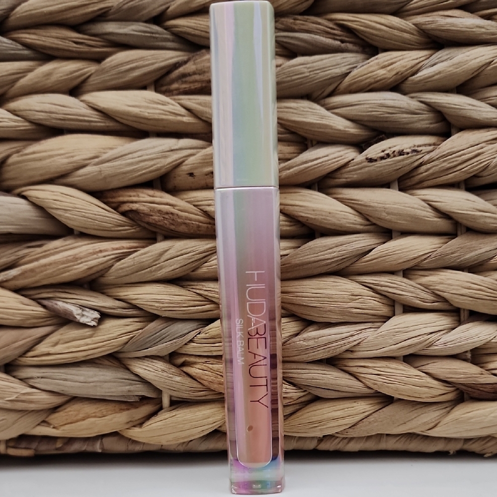 HUDA BEAUTY Silk Balm